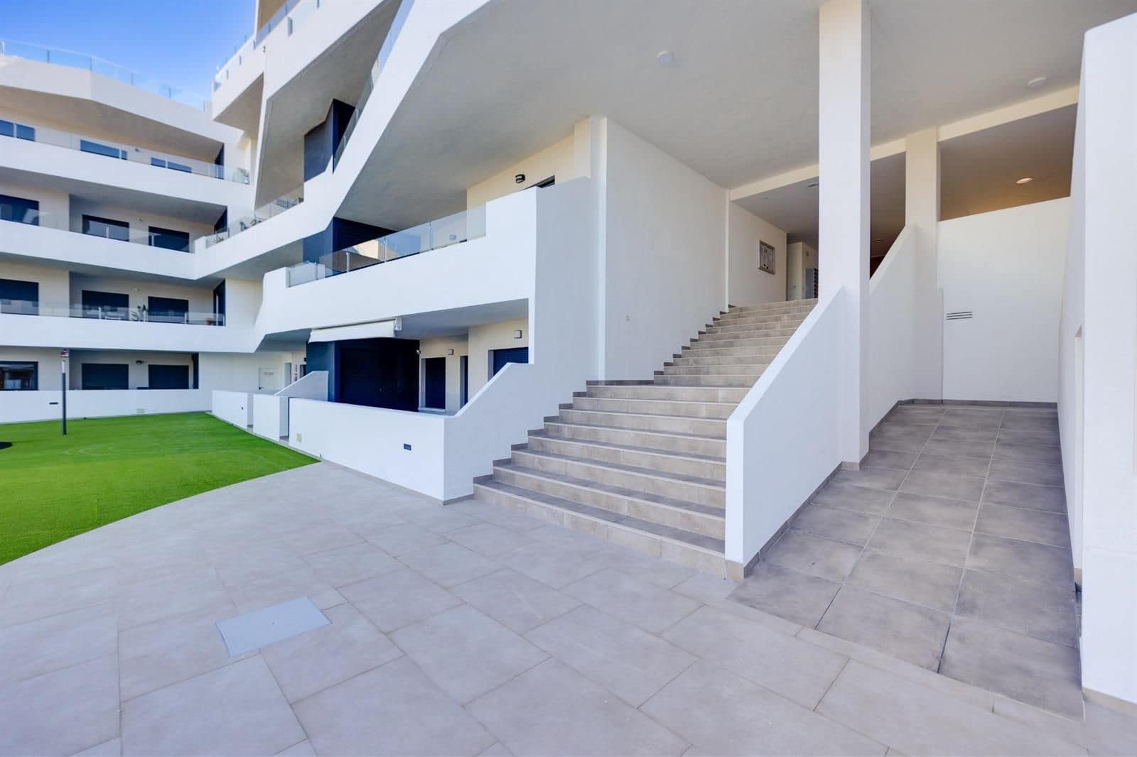 3 chambre Appartement à vendre à San Miguel de Salinas avec piscine garage - 299 000 € (Ref: 9798065)