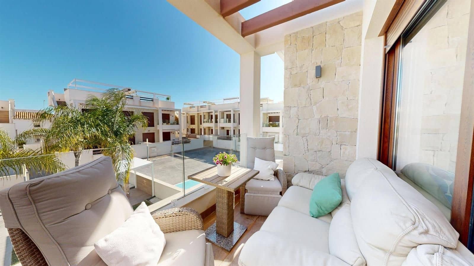 3 bedroom Villa for sale in Los Balcones with pool garage - € 329,000 (Ref: 9798066)