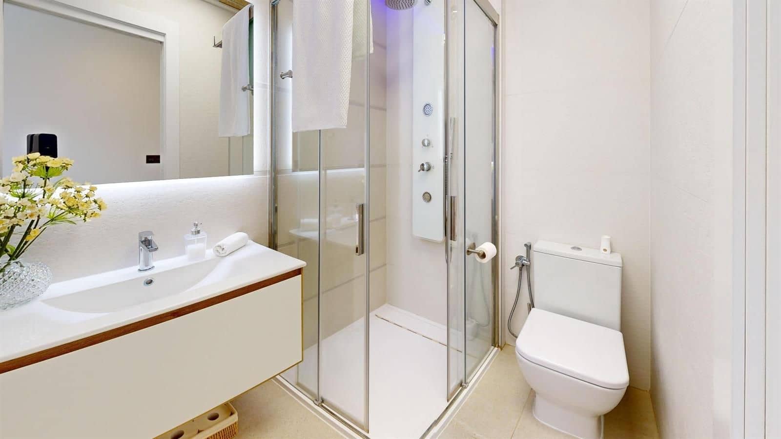 3 bedroom Villa for sale in Los Balcones with pool garage - € 329,000 (Ref: 9798066)