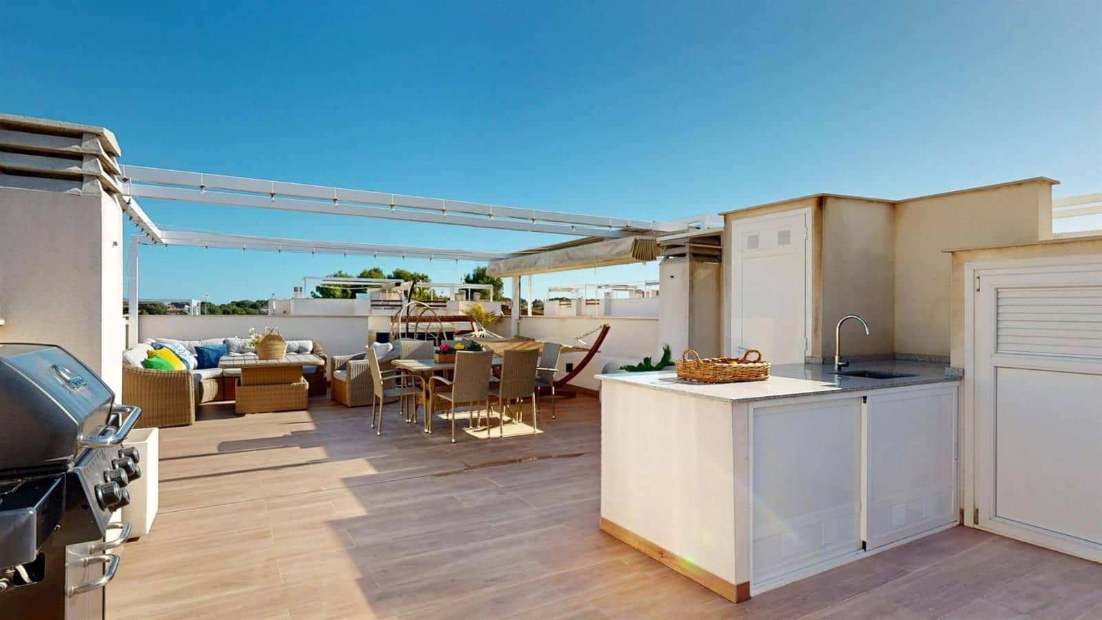 3 bedroom Villa for sale in Los Balcones with pool garage - € 329,000 (Ref: 9798066)