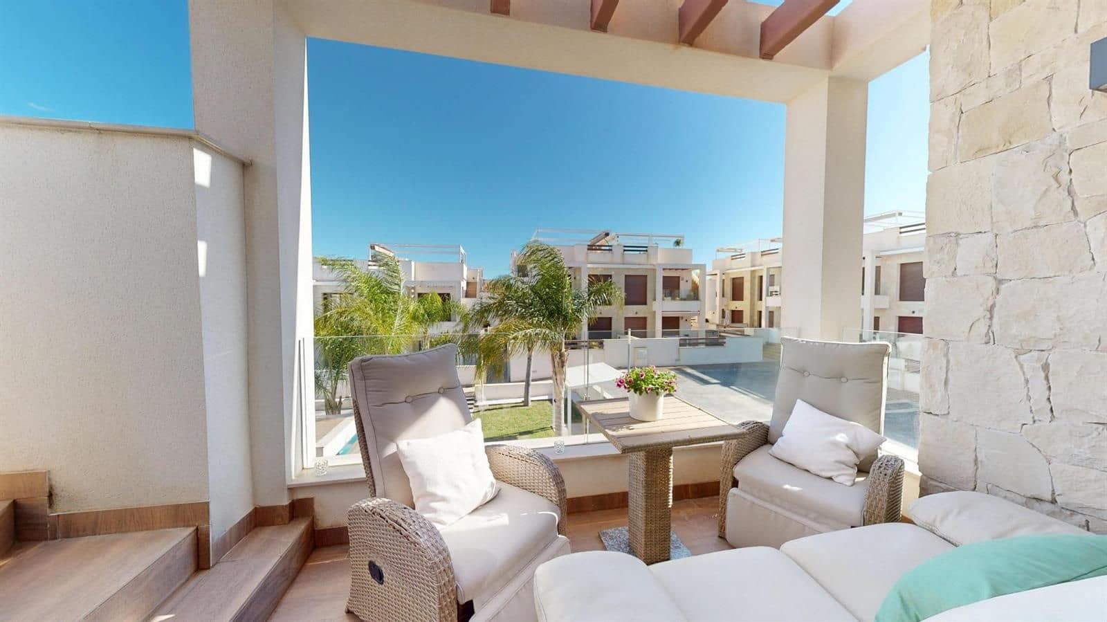 3 bedroom Villa for sale in Los Balcones with pool garage - € 329,000 (Ref: 9798066)