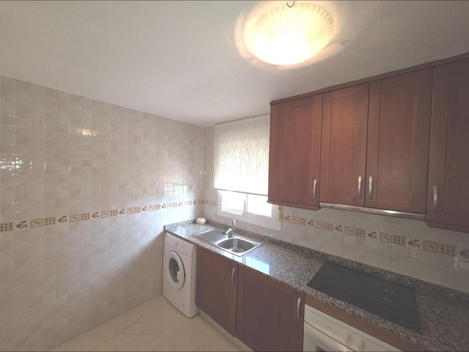 2 makuuhuone Asunto myytävänä paikassa Torrevieja mukana 
autotalli - 150 000 € (Ref: 9798070)