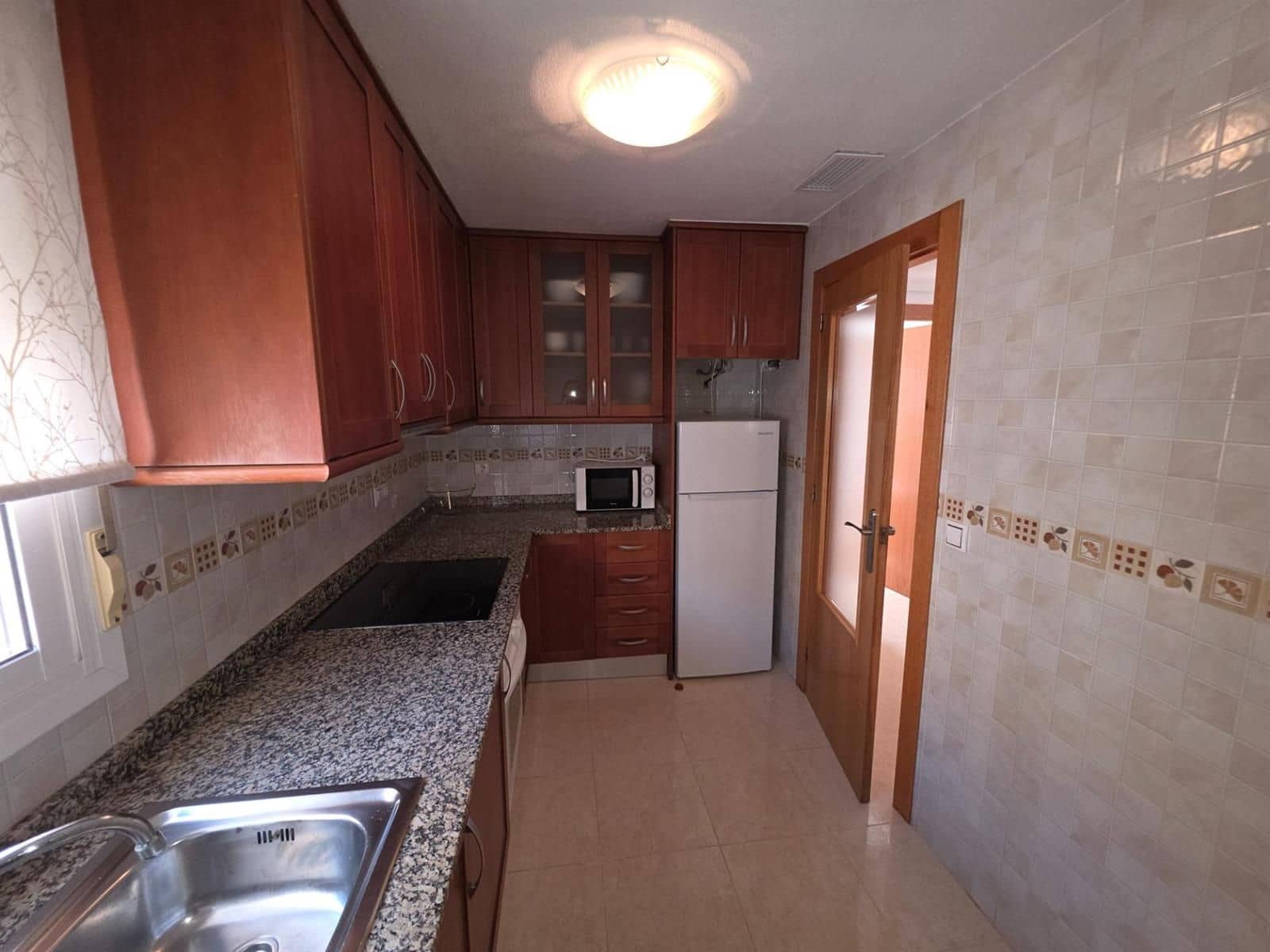 2 makuuhuone Asunto myytävänä paikassa Torrevieja mukana 
autotalli - 150 000 € (Ref: 9798070)