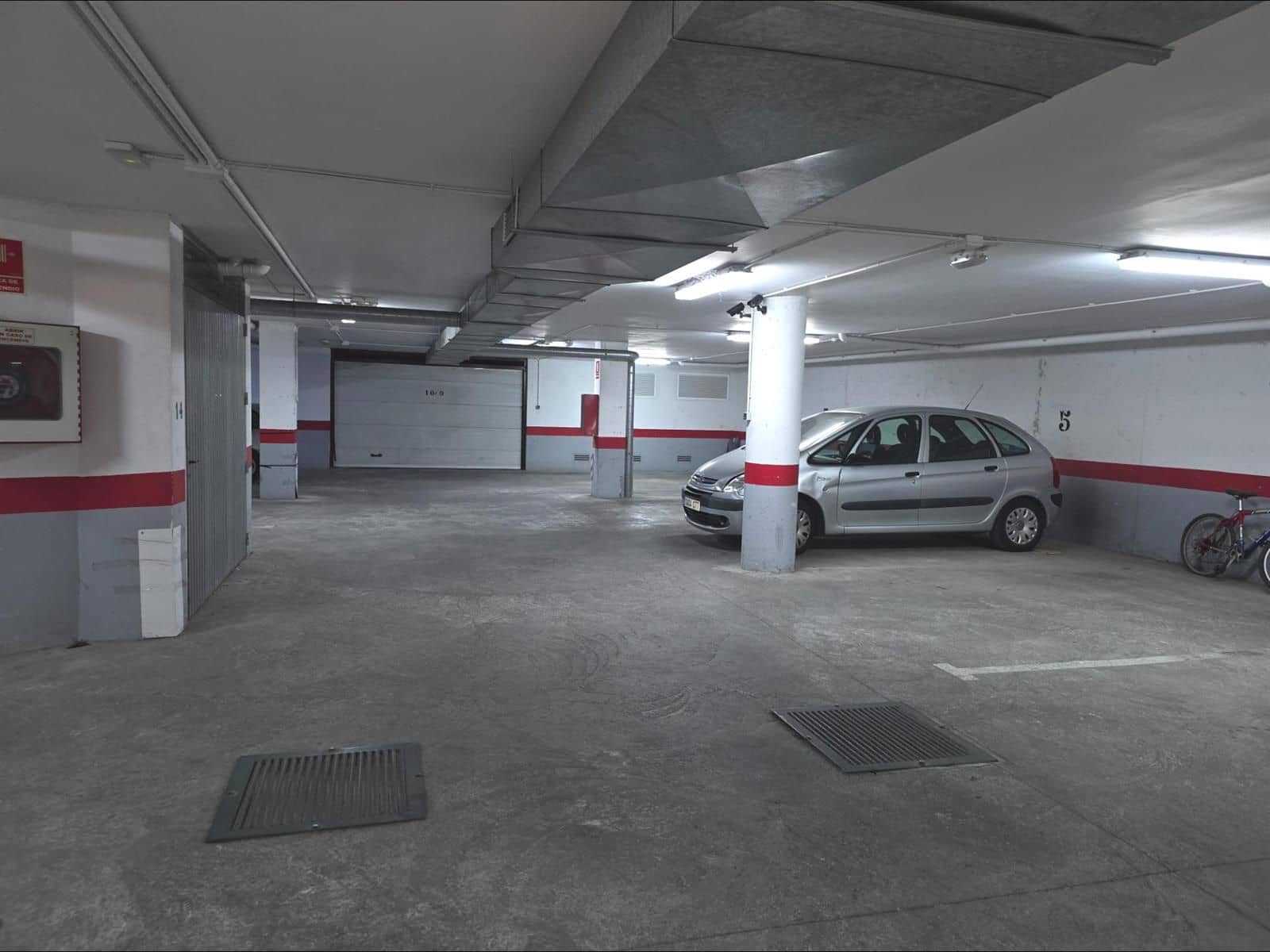 2 makuuhuone Asunto myytävänä paikassa Torrevieja mukana 
autotalli - 150 000 € (Ref: 9798070)