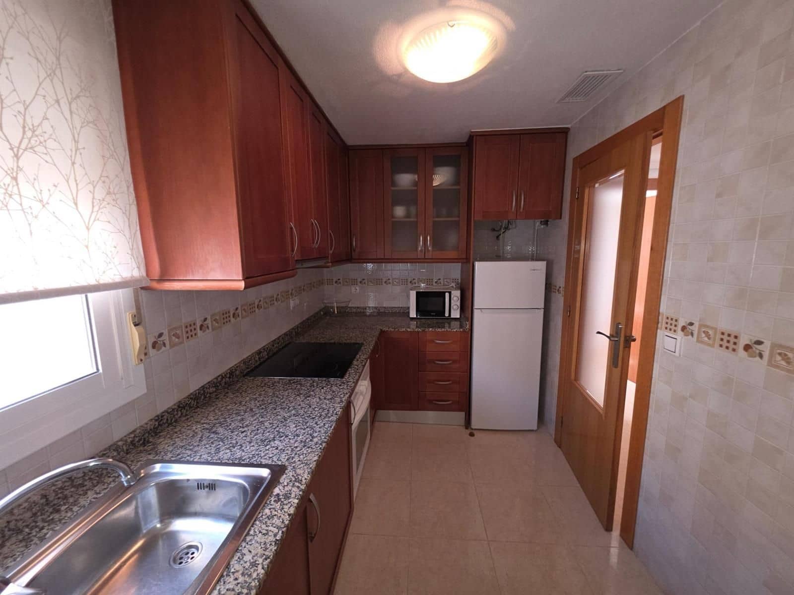 2 makuuhuone Asunto myytävänä paikassa Torrevieja mukana 
autotalli - 150 000 € (Ref: 9798070)