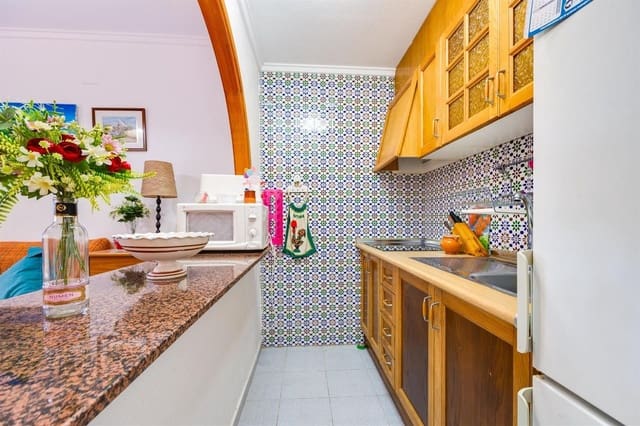 4 sypialnia Willa na sprzedaż w La Mata, Torrevieja z basenem garażem - 365 000 € (Ref: 9798073)