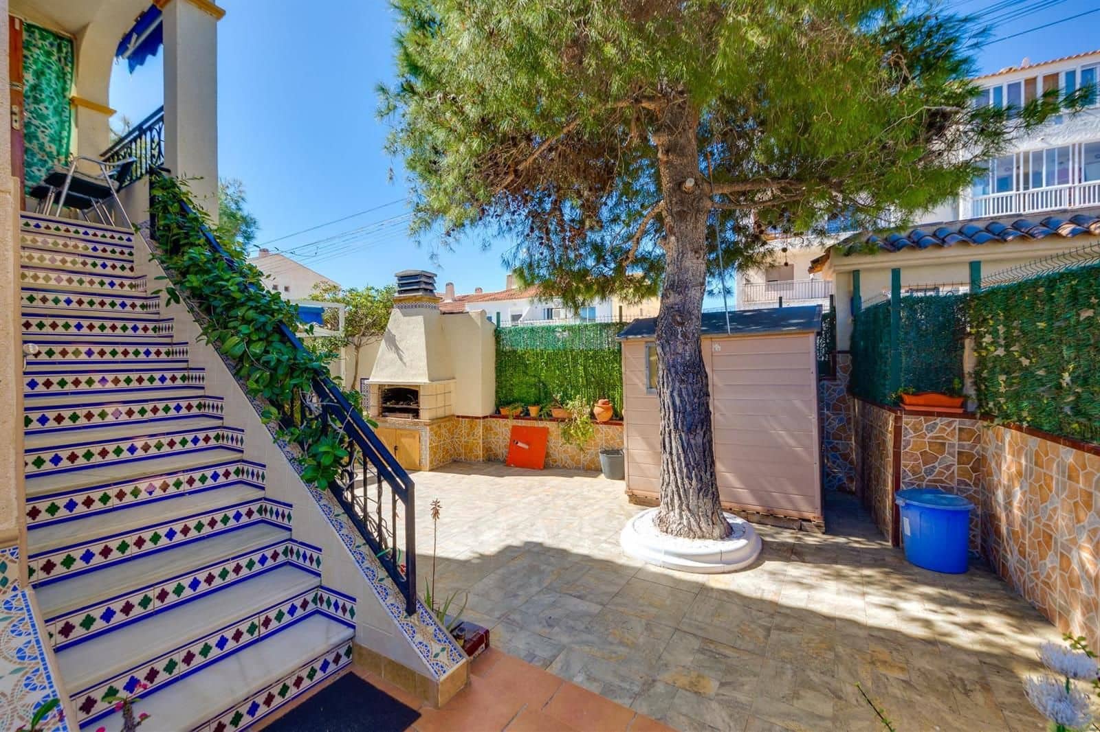 4 sypialnia Willa na sprzedaż w La Mata z basenem garażem - 365 000 € (Ref: 9798073)