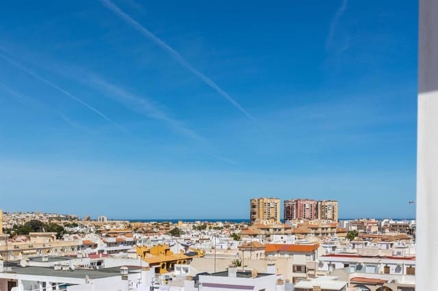 3 soverom Penthouse til salgs i Avenida Habaneras - Curva de Palangre, Torrevieja med garasje - € 181 000 (Ref: 9802736)