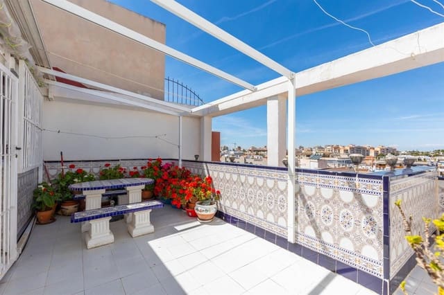 3 soverom Penthouse til salgs i Avenida Habaneras - Curva de Palangre, Torrevieja med garasje - € 181 000 (Ref: 9802736)