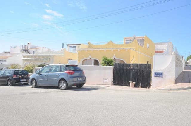 3 soverom Villa til salgs i San Miguel de Salinas med svømmebasseng garasje - € 199 000 (Ref: 9815167)