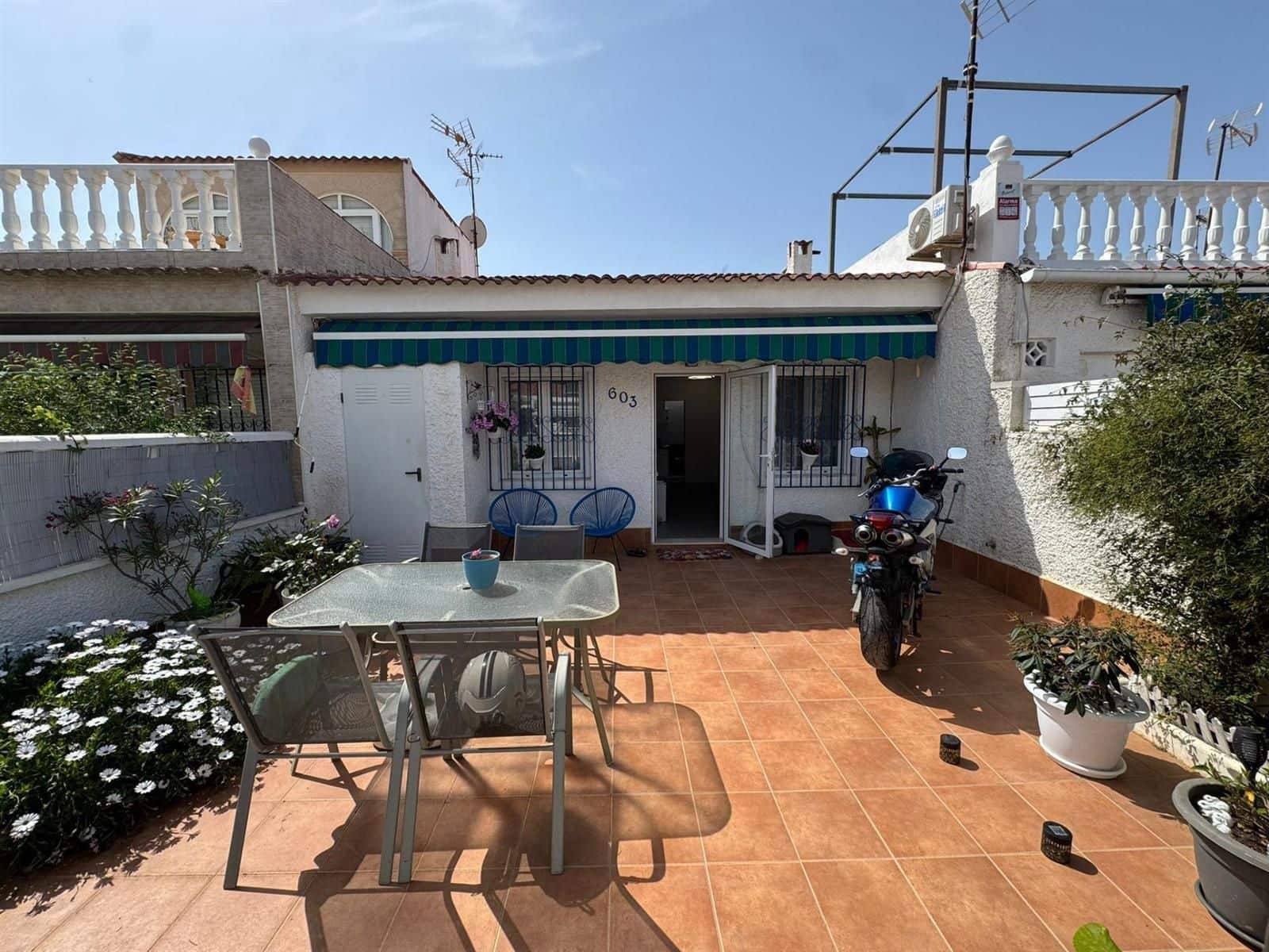 2 Zimmer Haus zu verkaufen in Torrevieja - 129.900 € (Ref: 9815168)