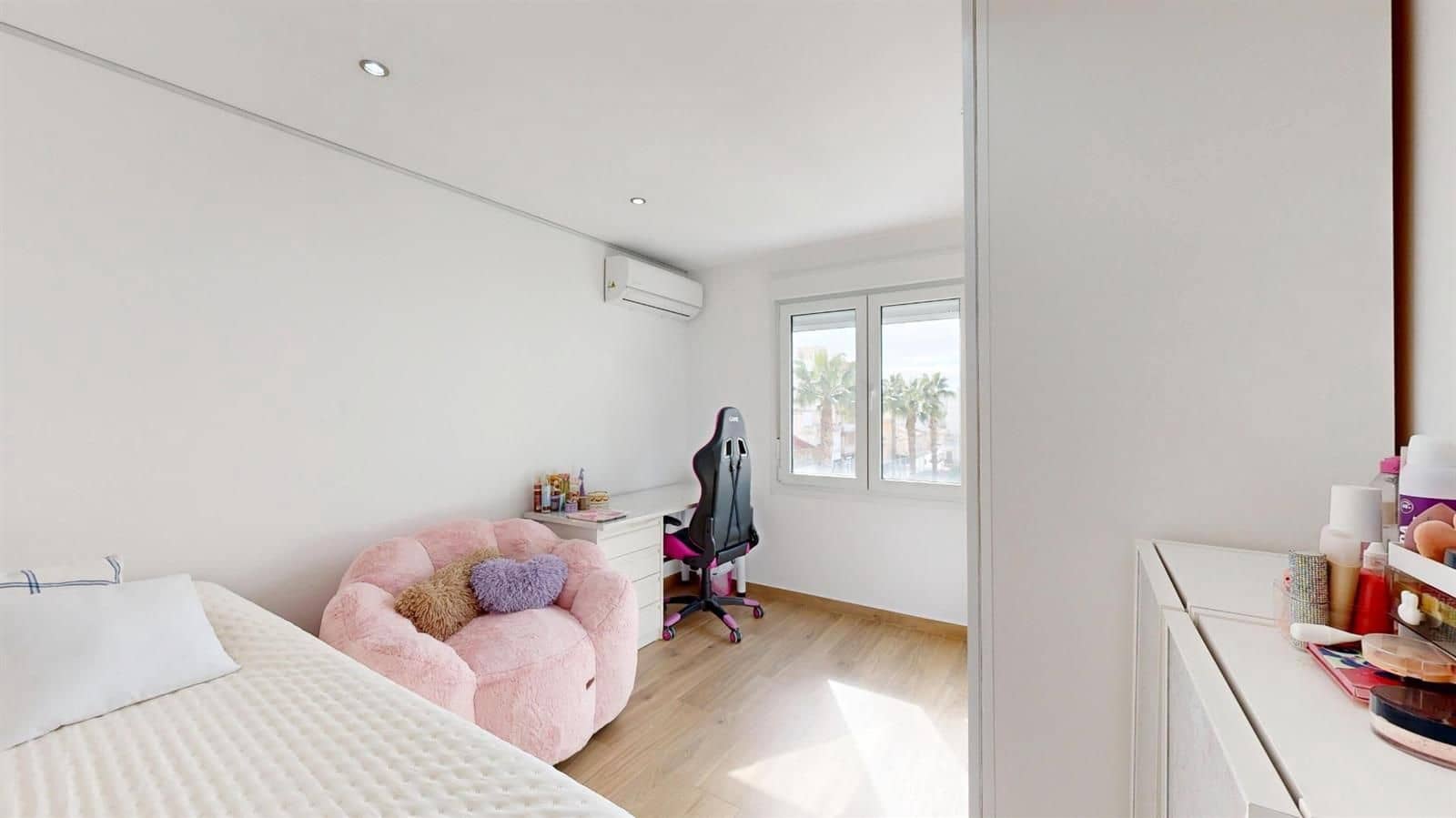 3 sovrum Lägenhet till salu i Torrevieja - 204 000 € (Ref: 9815172)