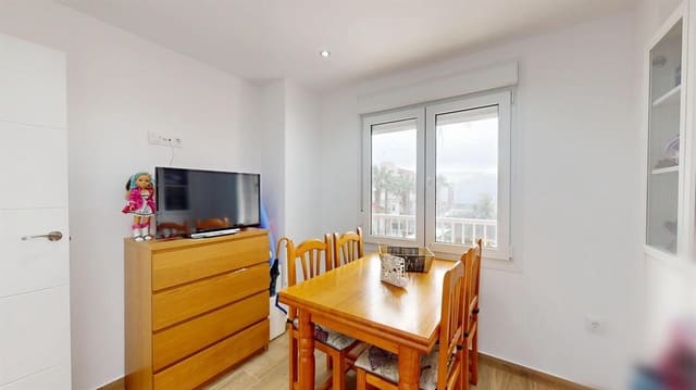 3 sovrum Lägenhet till salu i Las Piscinas Naturales, Torrevieja - 204 000 € (Ref: 9815172)