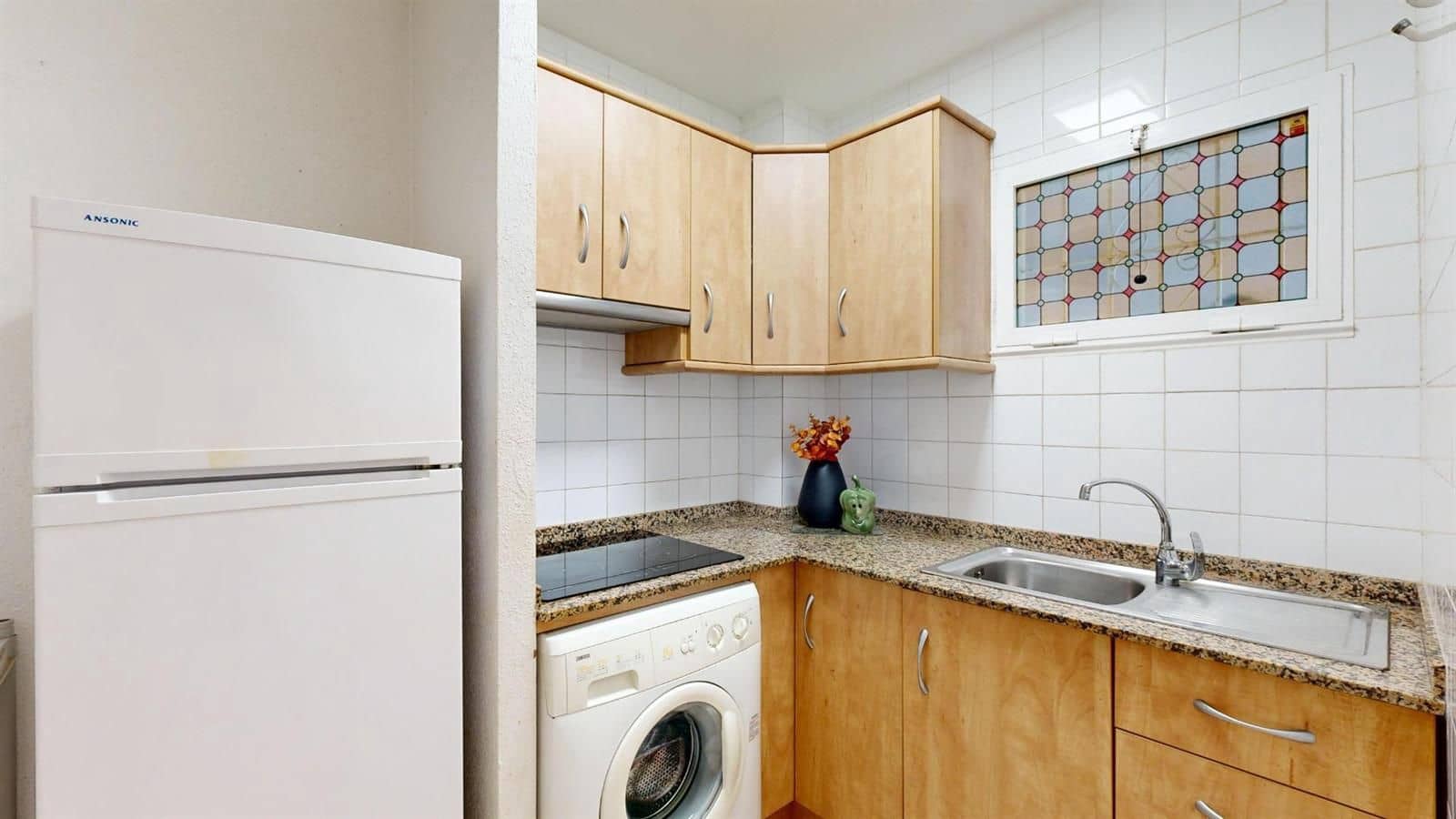 2 slaapkamer Flat te koop in Torrevieja met zwembad - € 149.900 (Ref: 9815175)