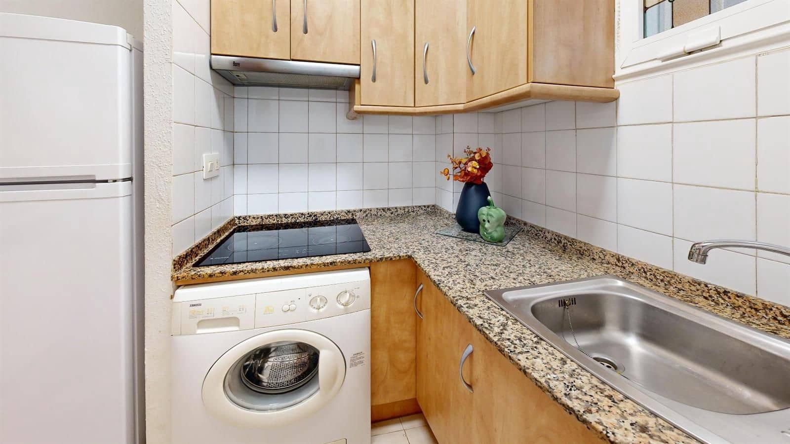 2 slaapkamer Flat te koop in Torrevieja met zwembad - € 149.900 (Ref: 9815175)