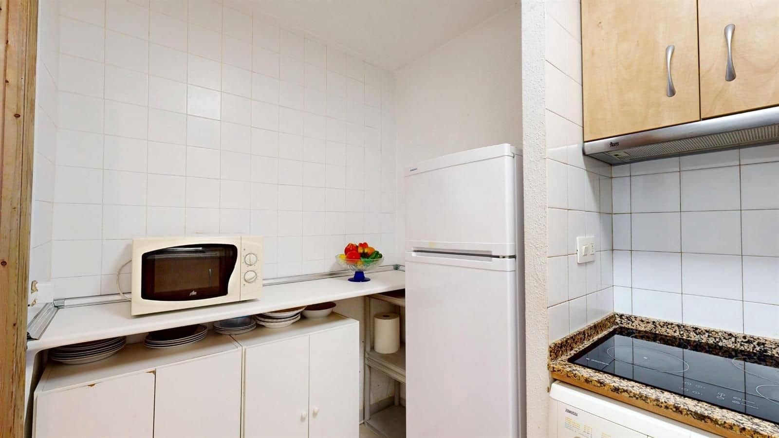 2 slaapkamer Flat te koop in Torrevieja met zwembad - € 149.900 (Ref: 9815175)