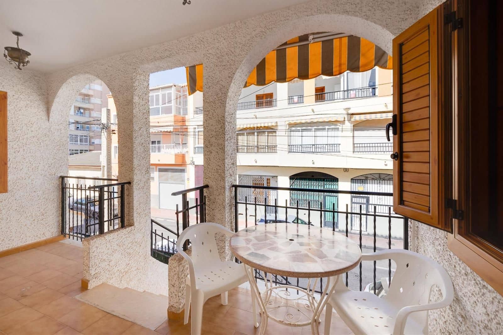 3 bedroom Villa for sale in Torrevieja with pool - € 205,000 (Ref: 9815178)