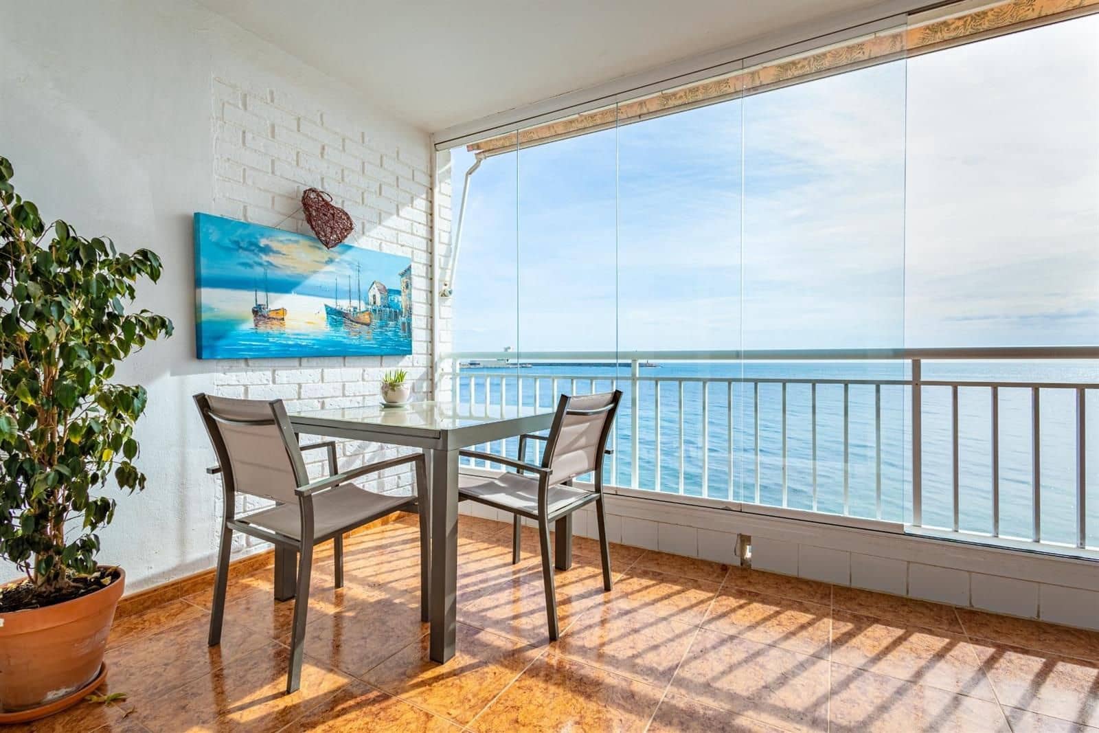 3 bedroom Flat for sale in Torrevieja with garage - € 260,000 (Ref: 9821625)