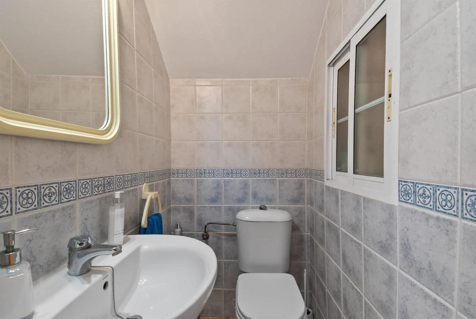 2 quarto Casa em Banda para venda em El Limonar com piscina garagem - 183 000 € (Ref: 9821628)