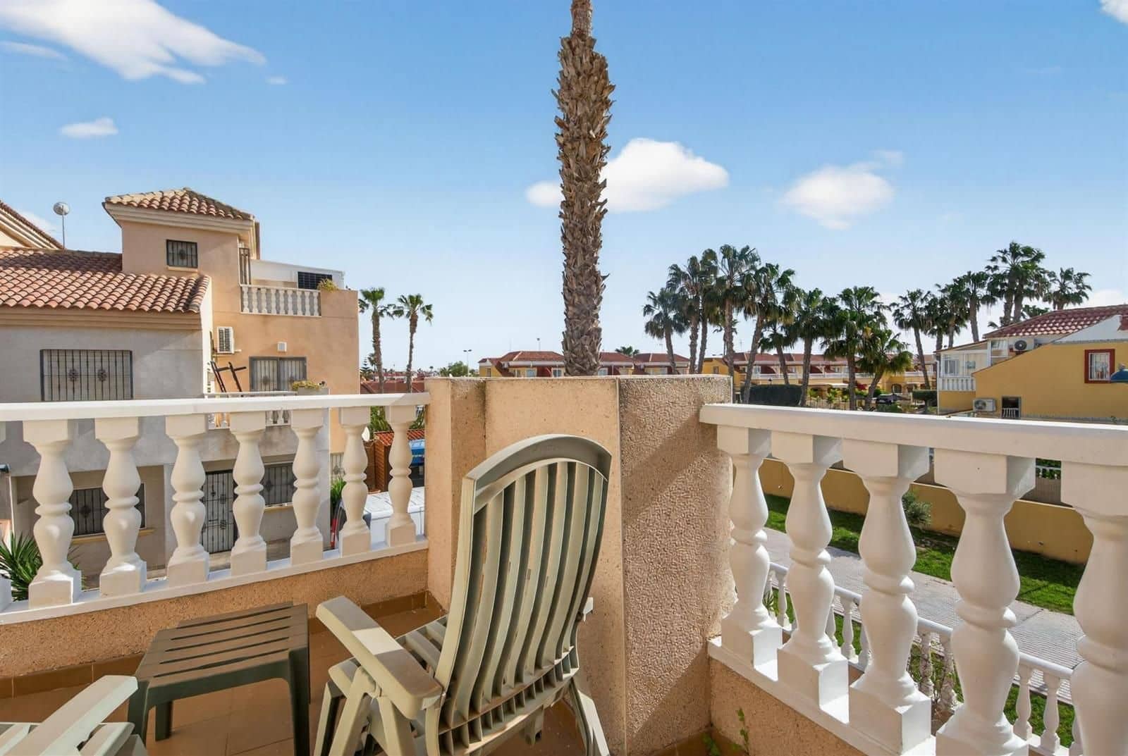 2 quarto Casa em Banda para venda em El Limonar com piscina garagem - 183 000 € (Ref: 9821628)
