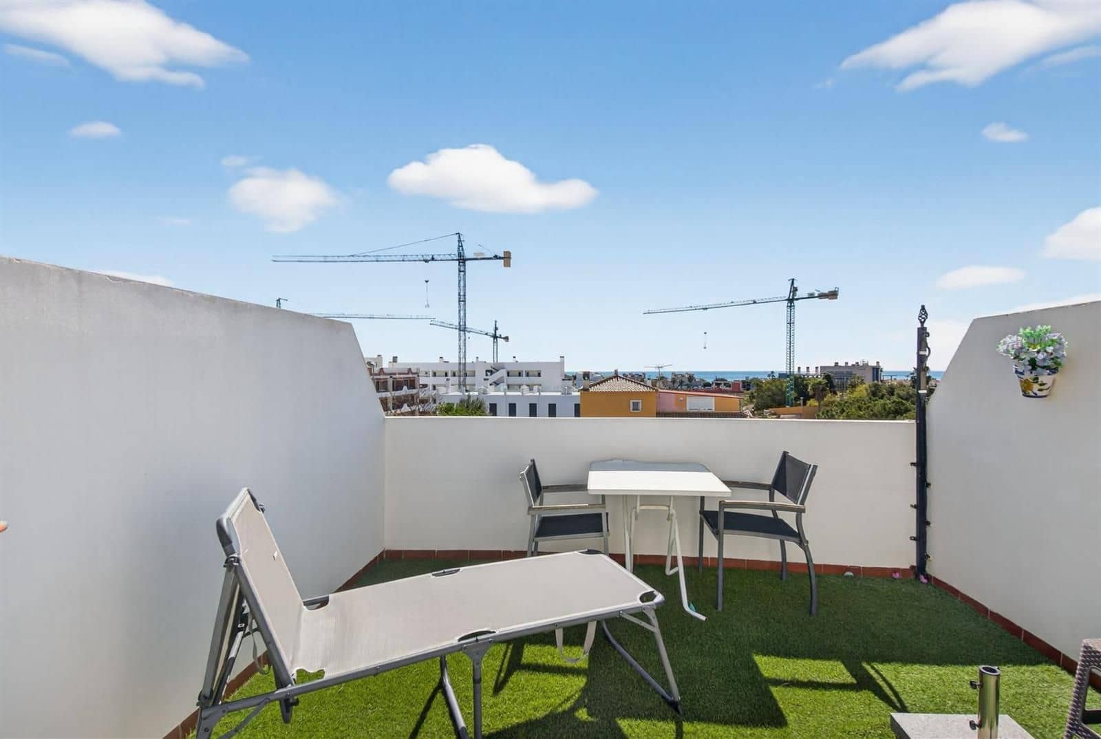 2 bedroom Townhouse for sale in Orihuela Costa with pool garage - € 179,000 (Ref: 9821629)