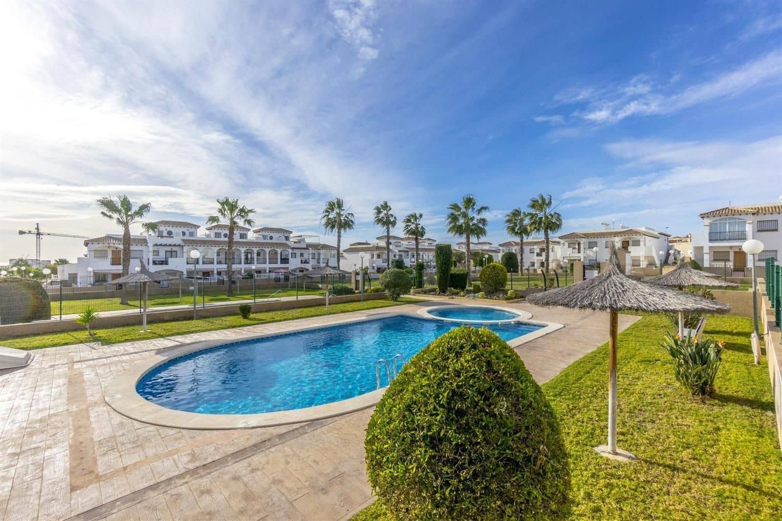 2 bedroom Townhouse for sale in Orihuela Costa with pool garage - € 179,000 (Ref: 9821629)