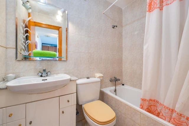 1 soveværelse Lejlighed til salg i Avenida Habaneras - Curva de Palangre, Torrevieja med swimmingpool - € 108.500 (Ref: 9821630)