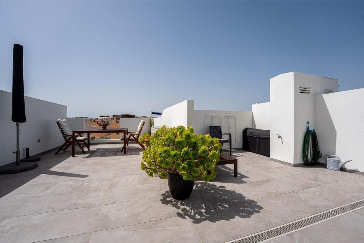2 bedroom Penthouse for sale in Los Balcones - € 319,900 (Ref: 9827433)