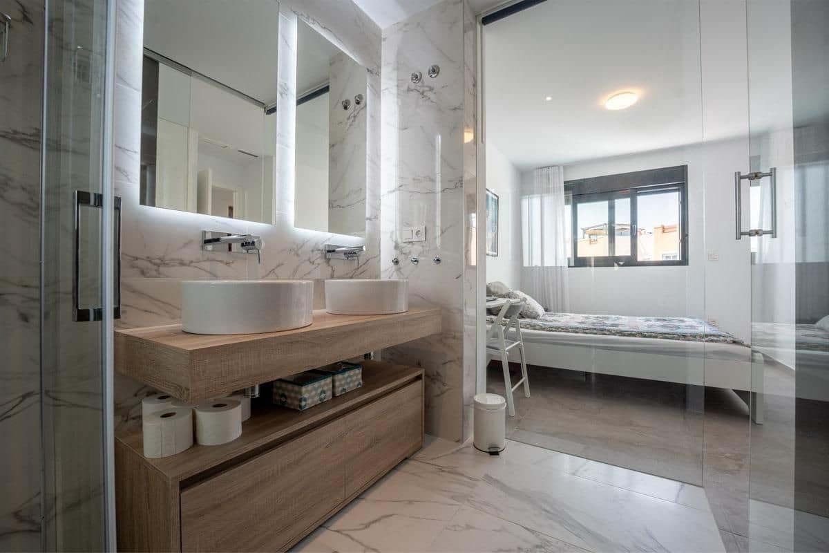 2 bedroom Penthouse for sale in Los Balcones - € 319,900 (Ref: 9827433)