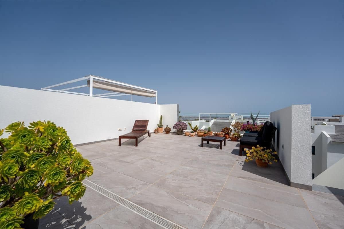 2 bedroom Penthouse for sale in Los Balcones - € 319,900 (Ref: 9827433)