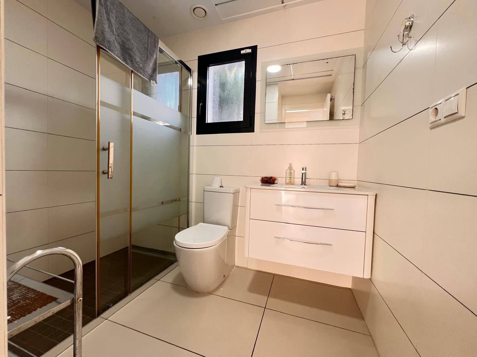 3 soverom Villa til salgs i Orihuela Costa med svømmebasseng garasje - € 396 000 (Ref: 9827435)