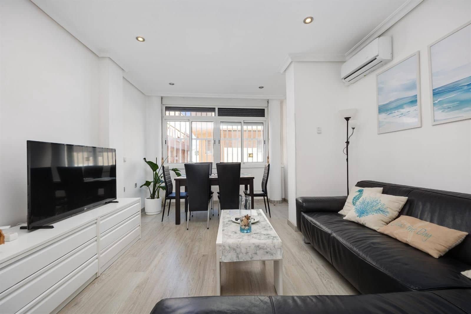 3 soveværelse Lejlighed til salg i Torrevieja - € 154.900 (Ref: 9832378)