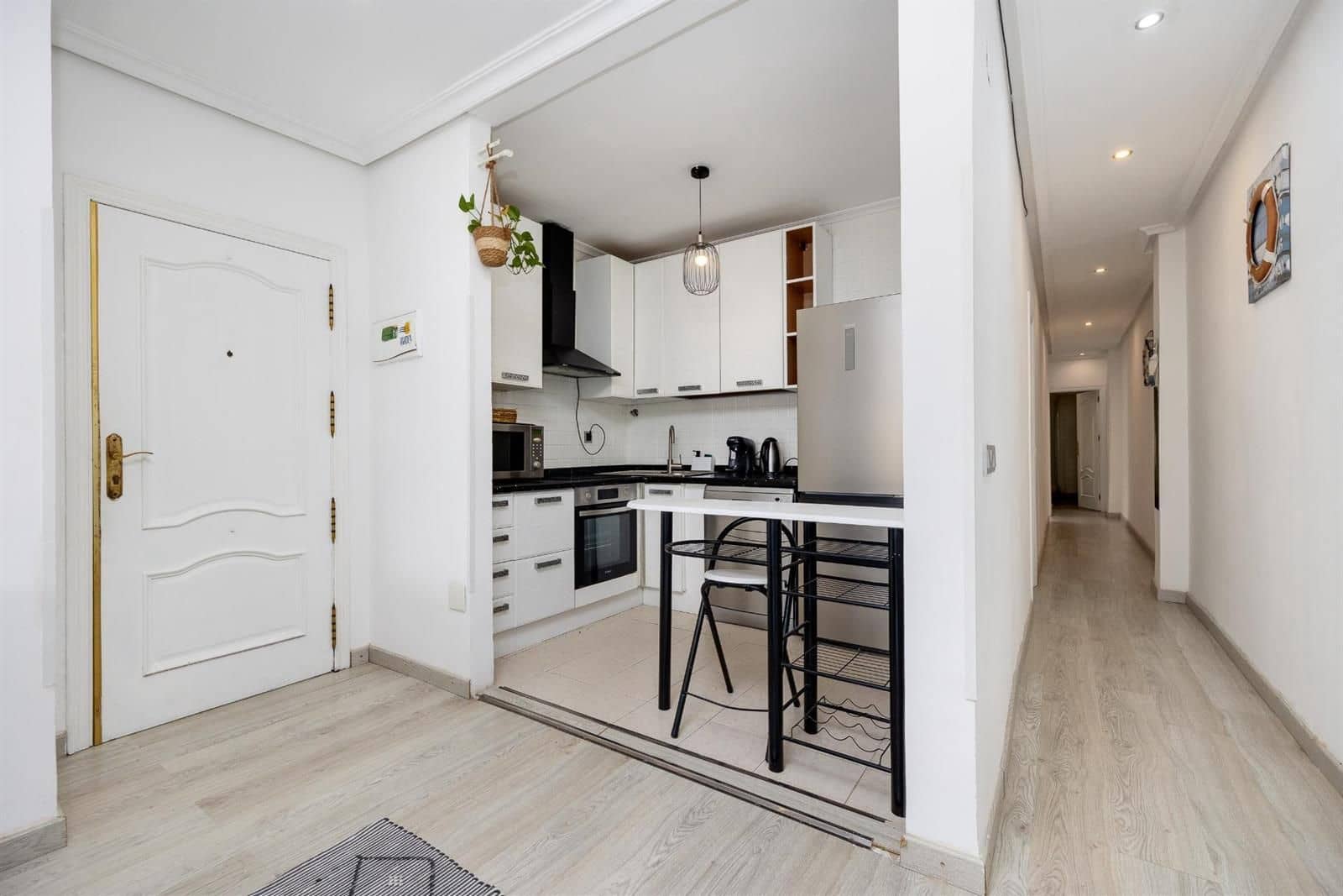 3 soveværelse Lejlighed til salg i Torrevieja - € 154.900 (Ref: 9832378)