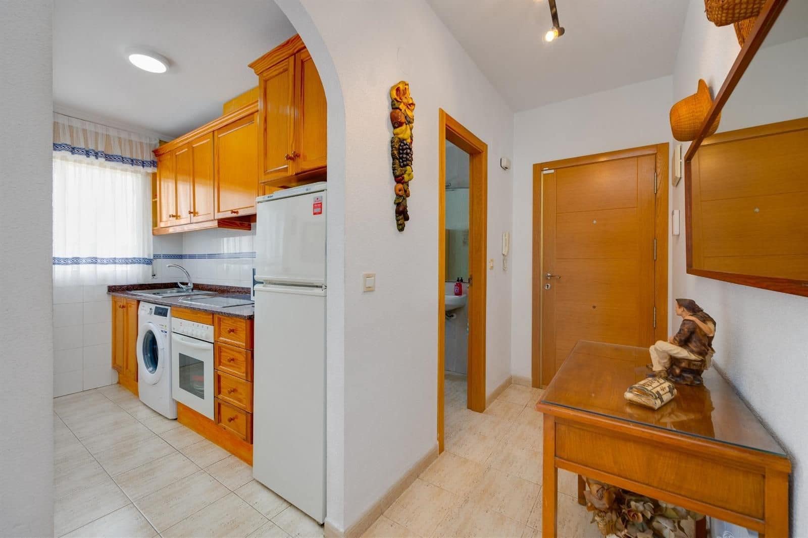 3 soveværelse Penthouse til salg i Torrevieja med swimmingpool - € 179.000 (Ref: 9832379)