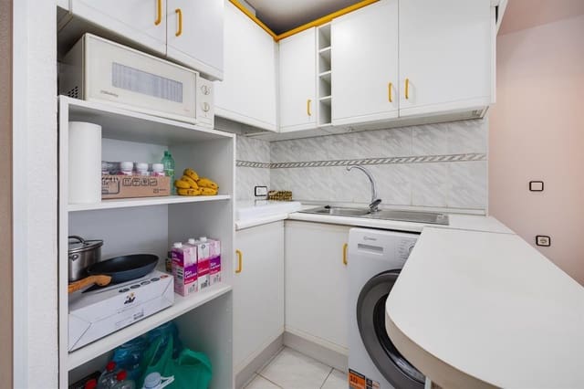 2 bedroom Flat for sale in Playa de los Locos, Torrevieja - € 135,000 (Ref: 9832380)