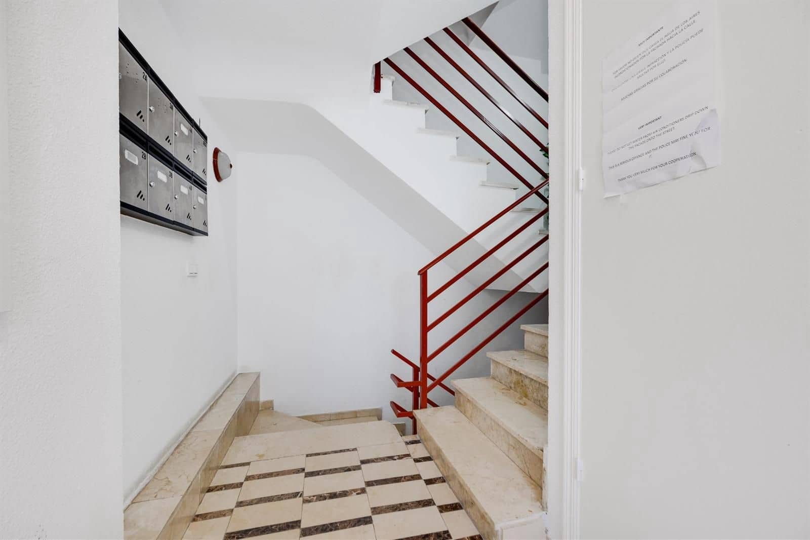 2 soveværelse Lejlighed til salg i Torrevieja - € 135.000 (Ref: 9832380)