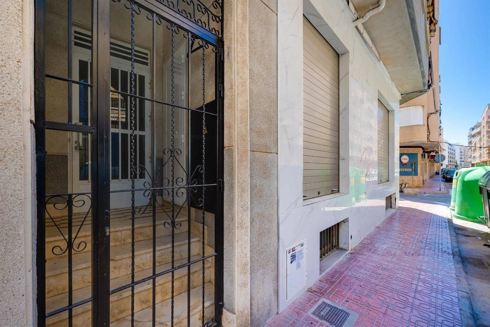 2 soveværelse Lejlighed til salg i Torrevieja - € 135.000 (Ref: 9832380)