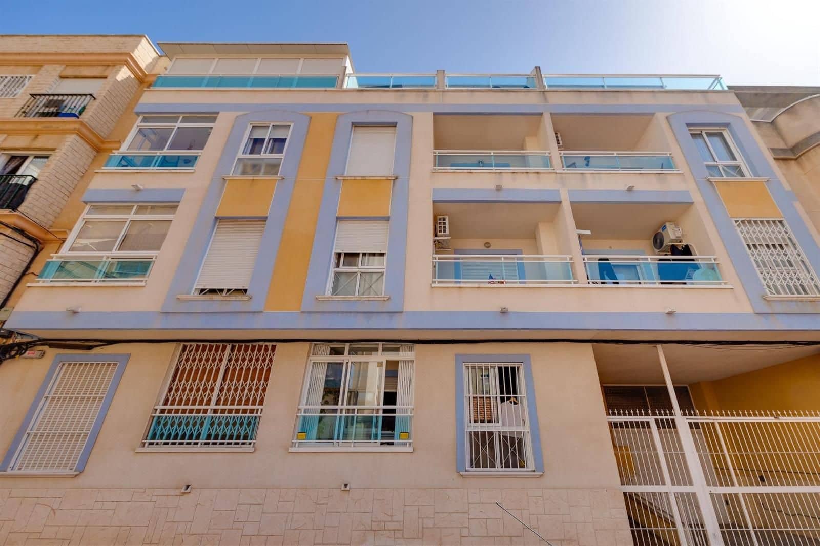 2 quarto Apartamento para venda em Torrevieja com piscina garagem - 177 900 € (Ref: 9832381)