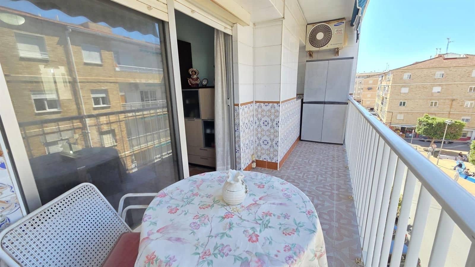 3 chambre Appartement à vendre à Torrevieja - 145 000 € (Ref: 9838331)