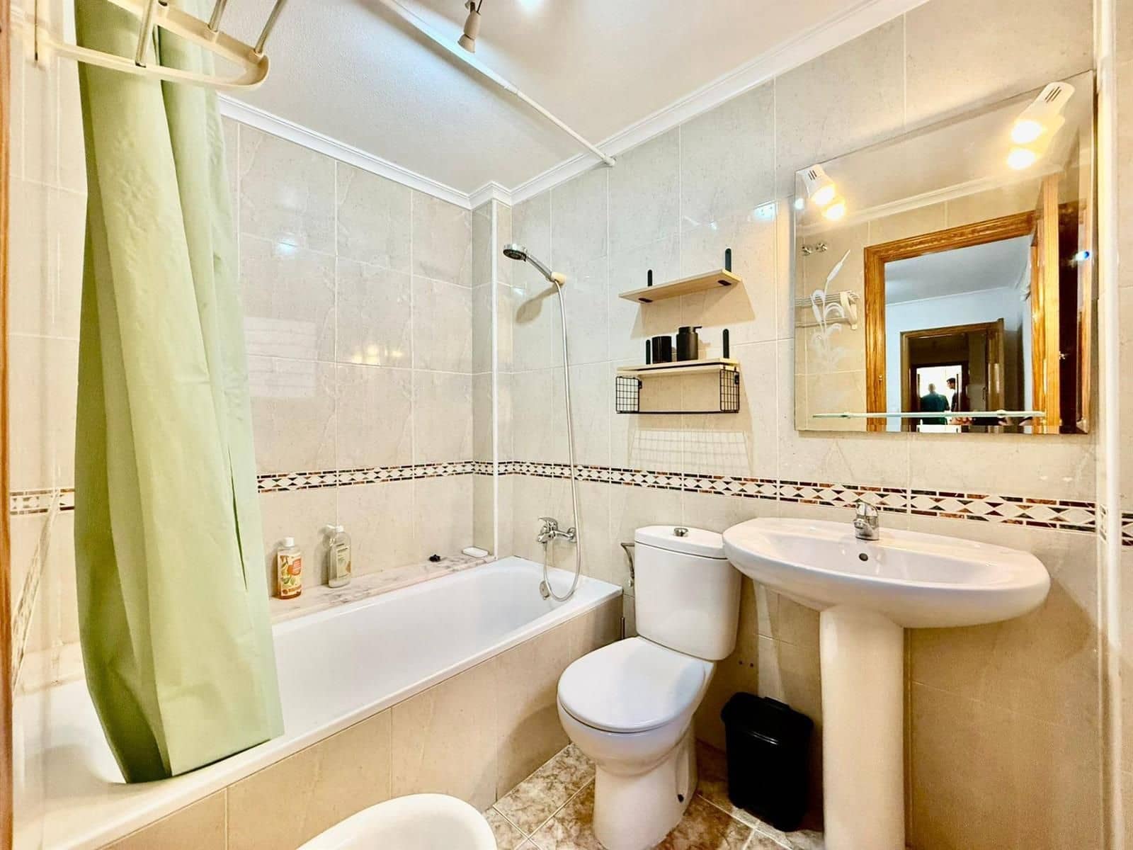 2 soverom Leilighet til salgs i Torrevieja - € 159 900 (Ref: 9841343)