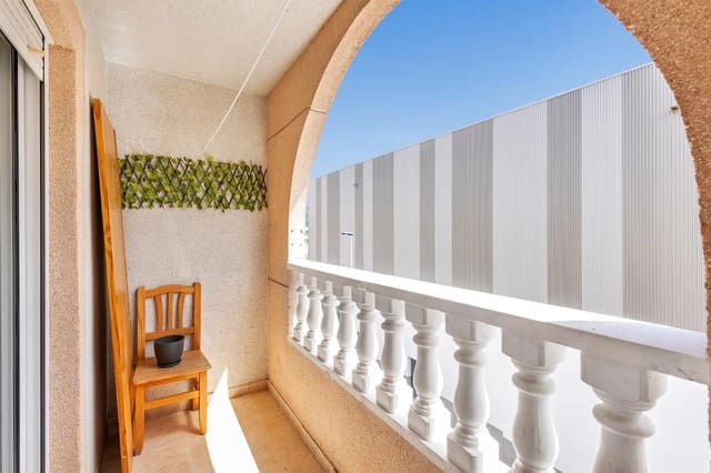 Leilighet til salgs i Antonio Machado, Torrevieja med svømmebasseng - € 99 900 (Ref: 9841344)