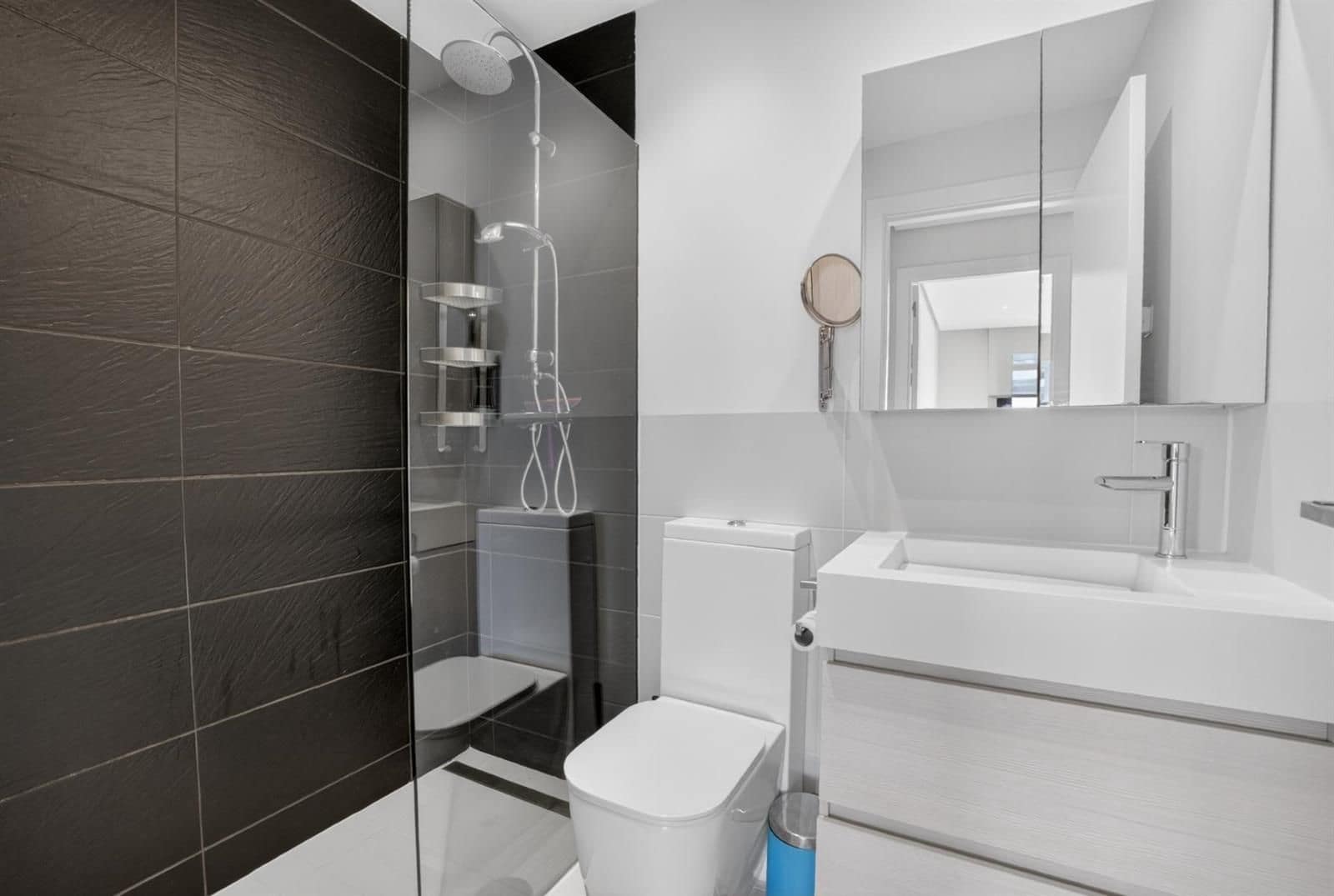 2 bedroom Penthouse for sale in Torrevieja with pool garage - € 323,000 (Ref: 9847768)