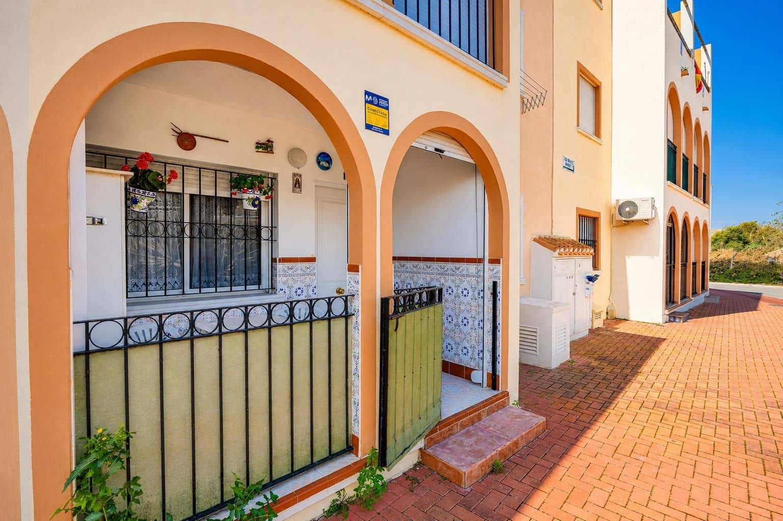 2 sovrum Villa till salu i Torrevieja med pool - 139 000 € (Ref: 9854313)