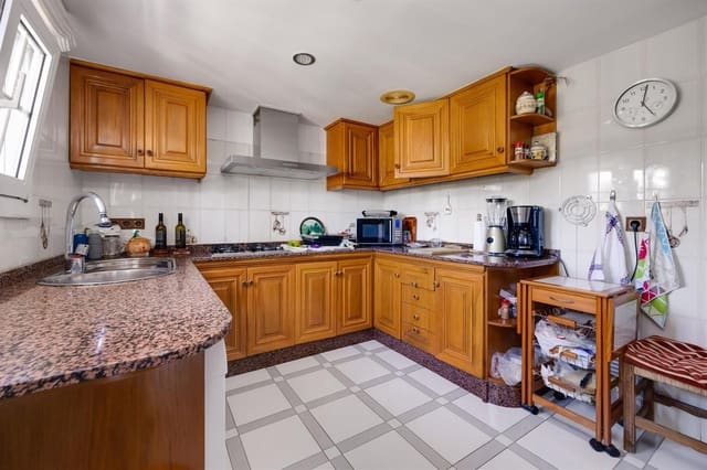 7 chambre Villa/Maison à vendre à Los Balcones - Los Altos, Torrevieja avec piscine garage - 1 300 000 € (Ref: 9854318)