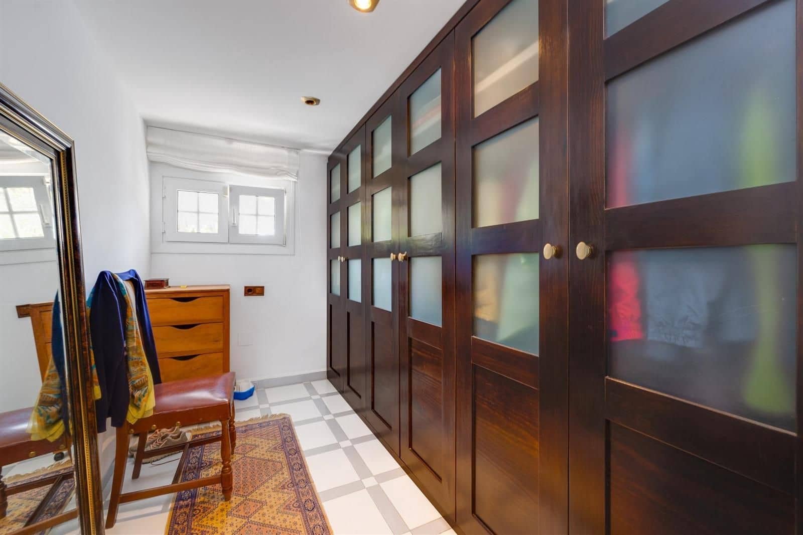 7 chambre Villa/Maison à vendre à Torrevieja avec piscine garage - 1 300 000 € (Ref: 9854318)