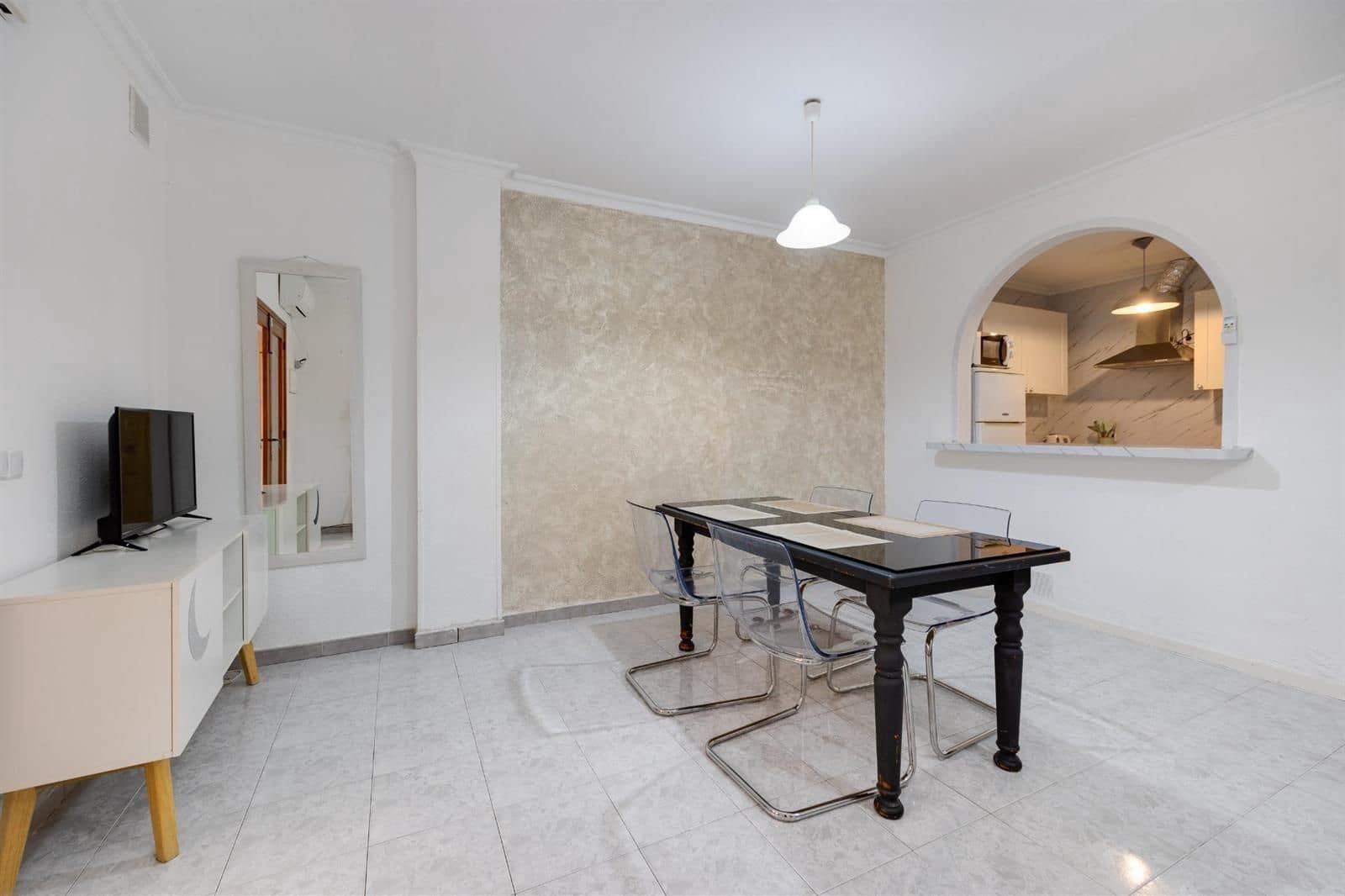 2 chambre Villa/Maison à vendre à Torrevieja - 140 000 € (Ref: 9865999)