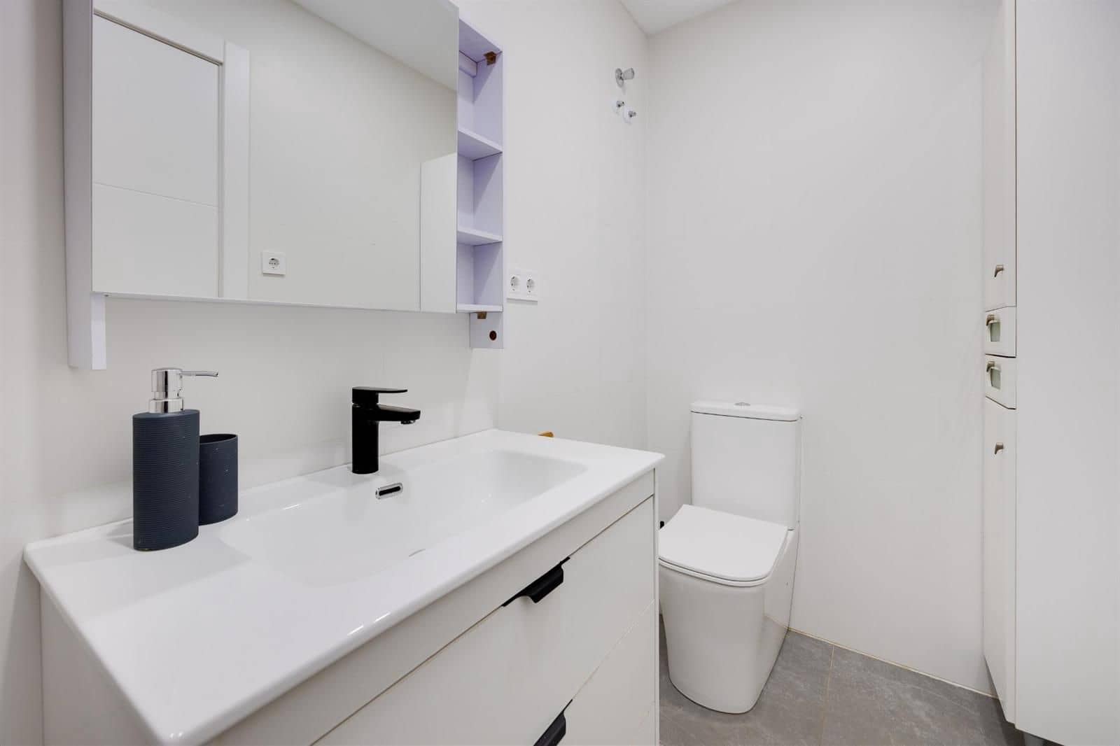 2 chambre Villa/Maison à vendre à Torrevieja - 140 000 € (Ref: 9865999)