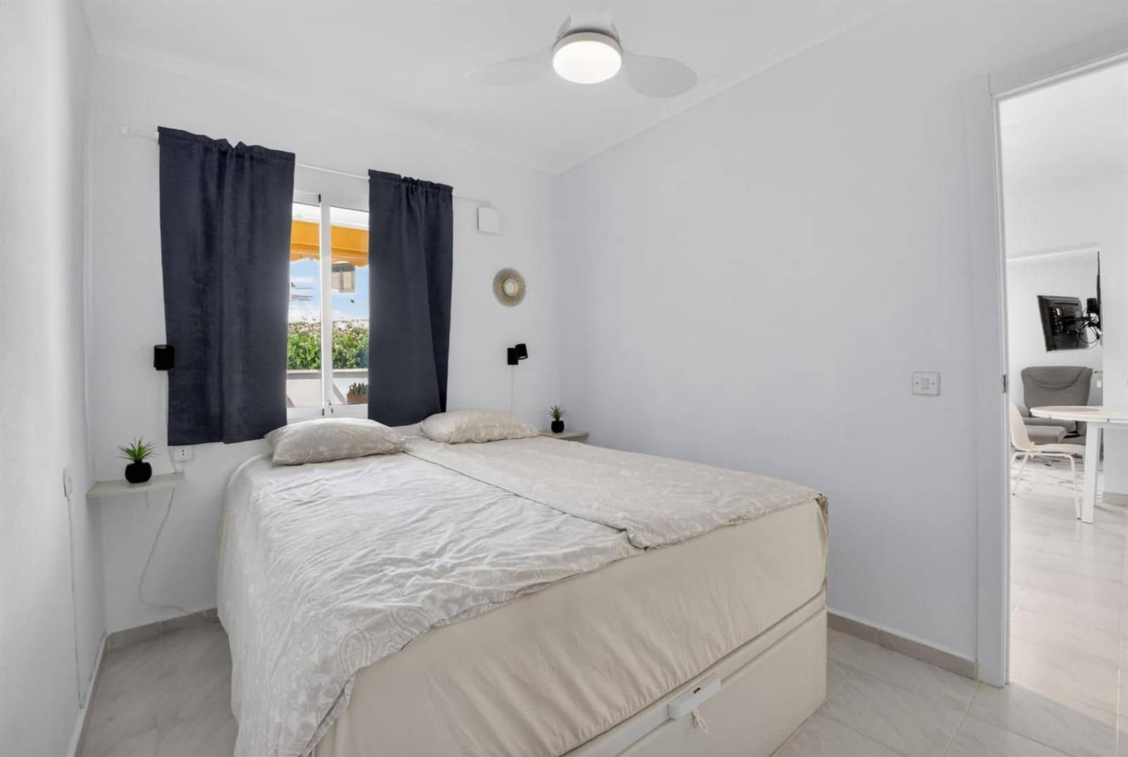 2 soverom Villa til salgs i Torrevieja med svømmebasseng - € 188 000 (Ref: 9866000)