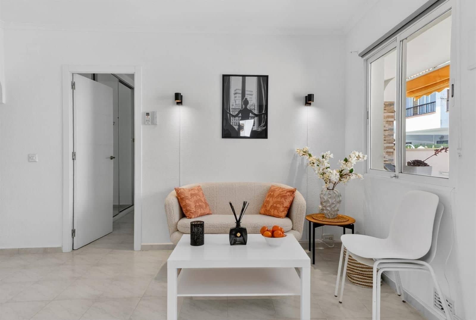 2 soverom Villa til salgs i Torrevieja med svømmebasseng - € 188 000 (Ref: 9866000)