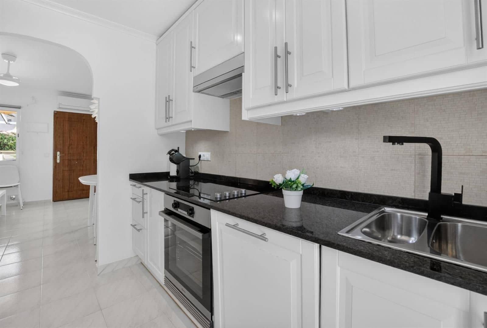 2 soverom Villa til salgs i Torrevieja med svømmebasseng - € 188 000 (Ref: 9866000)